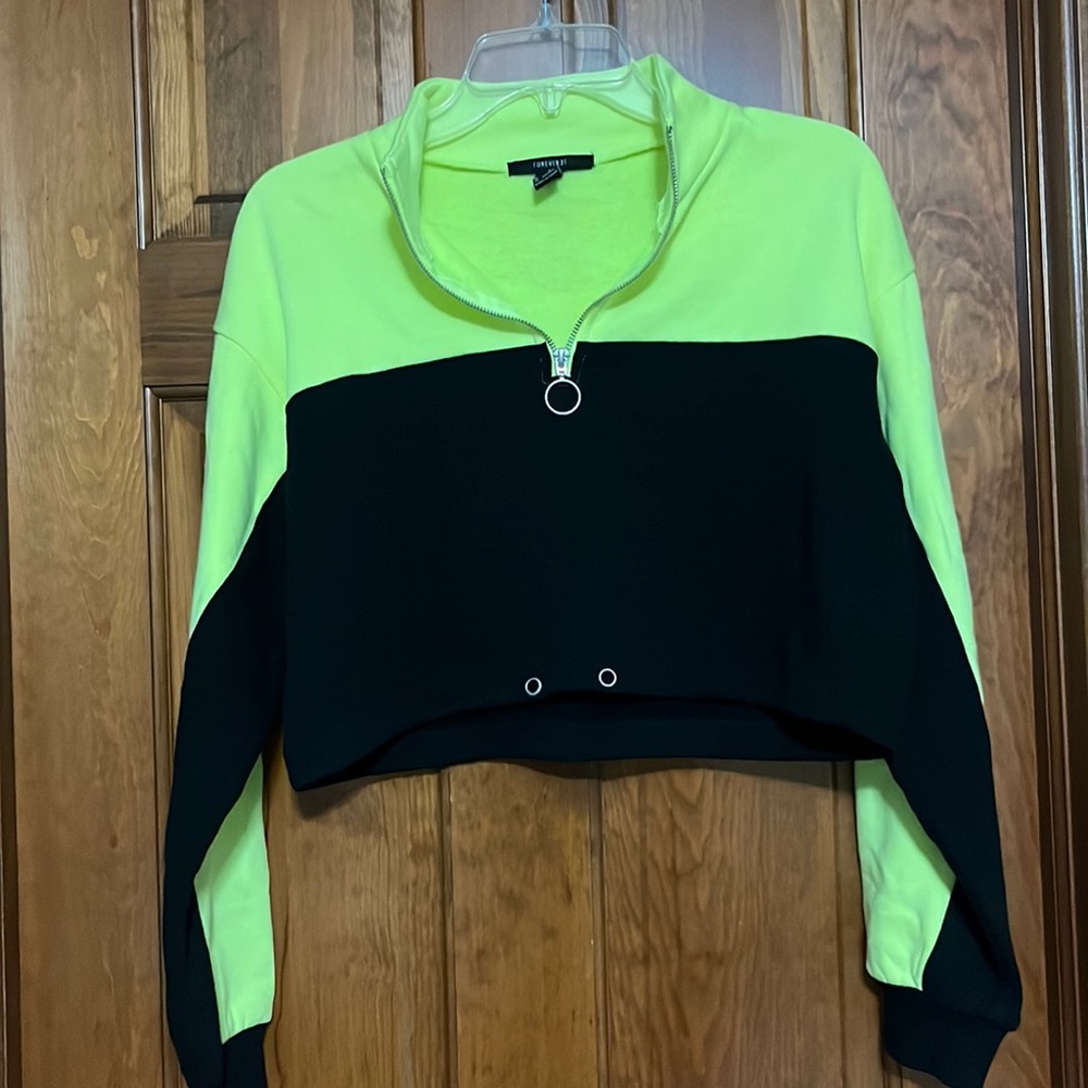 Forever 21 neon green and black 1/4 zip crop sweatshirt -size S